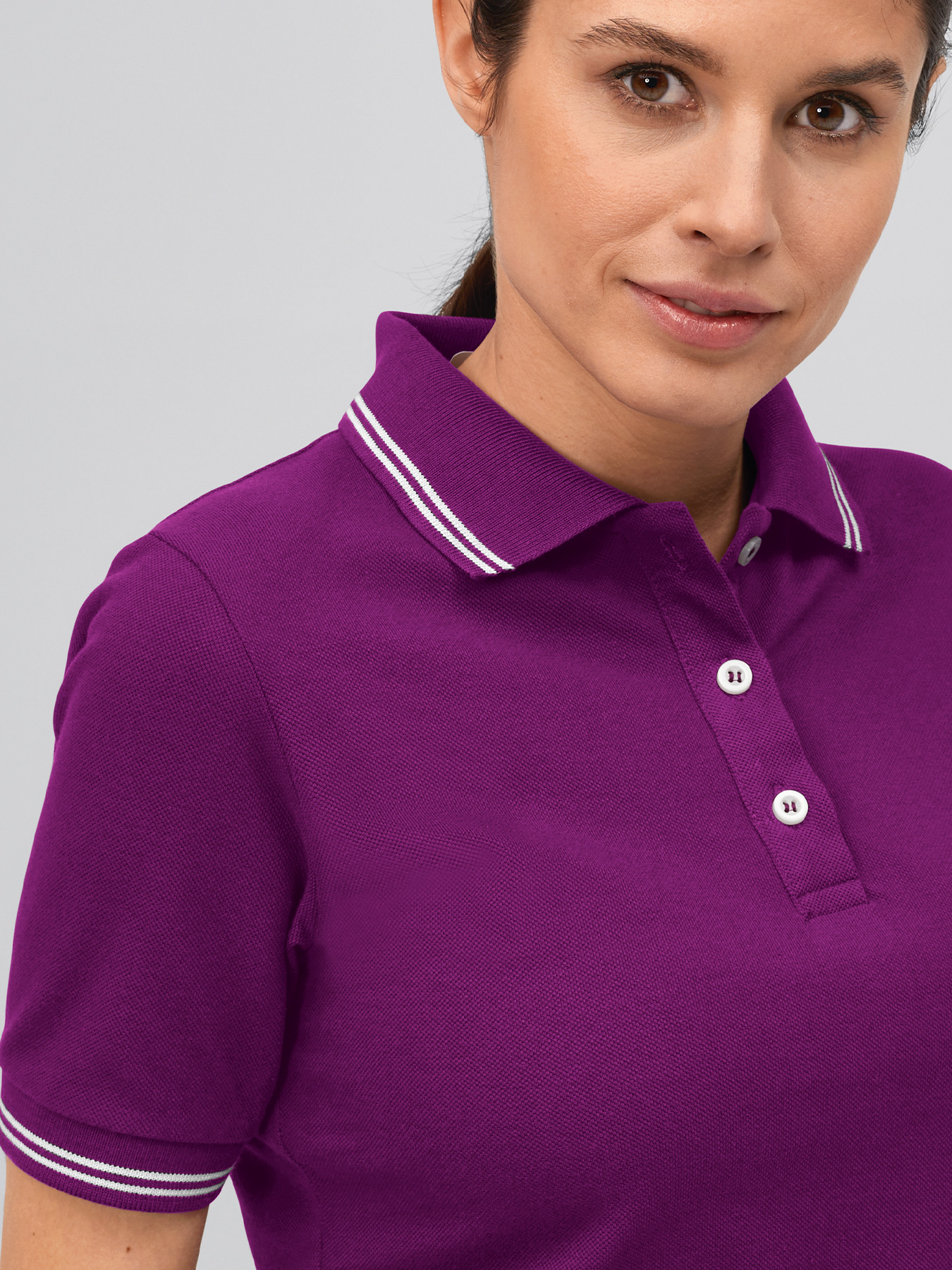 Poloshirt, Piqué - mit Streifen im Kragen